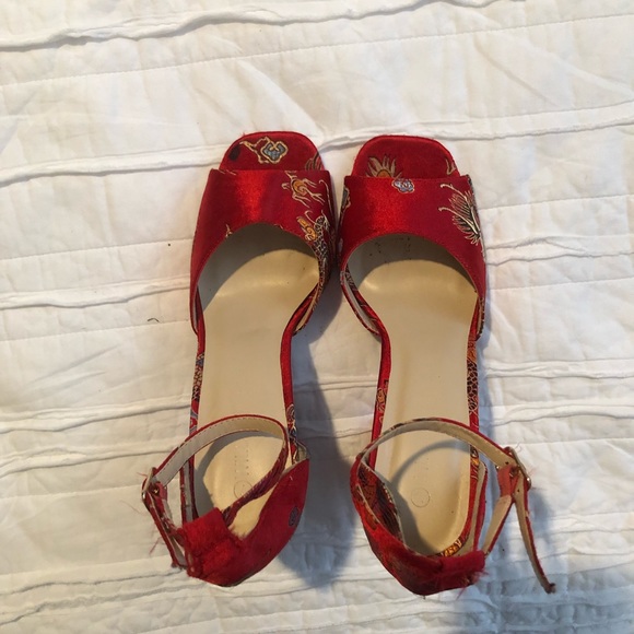 Heels - Picture 3 of 4